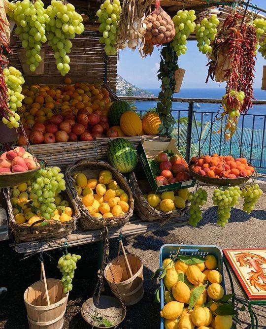 Citrus Fusion: Tangy Orchard Picks Assortment